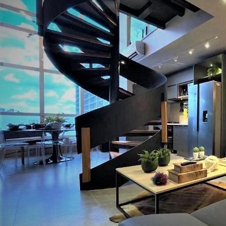 Apartamento Duplex Manhattan Com 2 Suites Casal E Solteiro E Reversivel جويانيا المظهر الخارجي الصورة