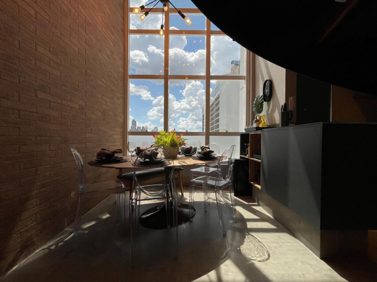 Apartamento Duplex Manhattan Com 2 Suites Casal E Solteiro E Reversivel جويانيا المظهر الخارجي الصورة