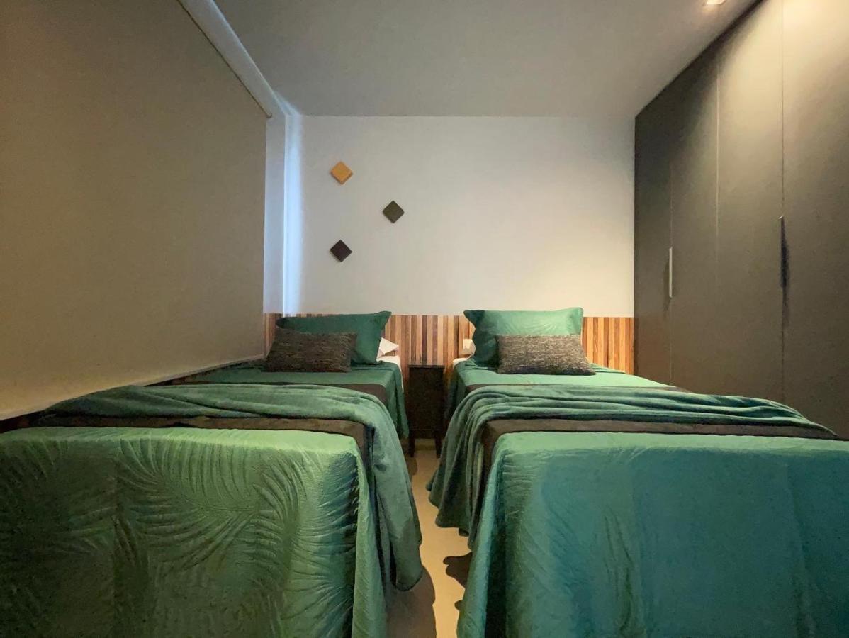 Apartamento Duplex Manhattan Com 2 Suites Casal E Solteiro E Reversivel جويانيا المظهر الخارجي الصورة