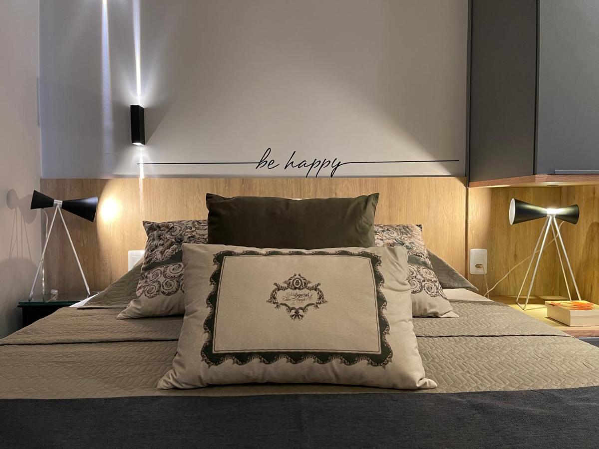 Apartamento Duplex Manhattan Com 2 Suites Casal E Solteiro E Reversivel جويانيا المظهر الخارجي الصورة