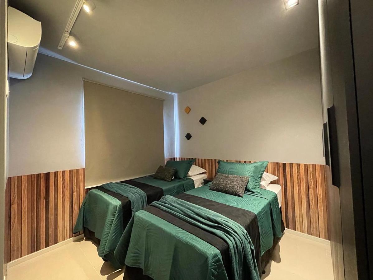 Apartamento Duplex Manhattan Com 2 Suites Casal E Solteiro E Reversivel جويانيا المظهر الخارجي الصورة